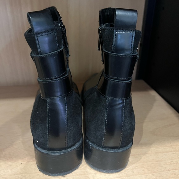 H&M Black Leather/Suede Ankle Boots Block Heel with Gold Accent Buckle - Picture 6 of 9